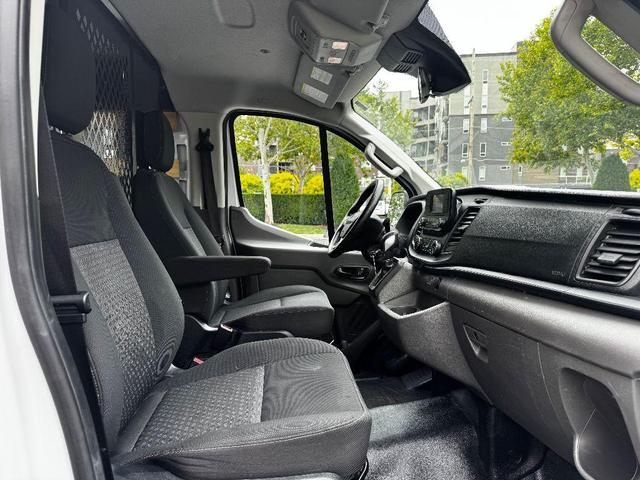 Photo of 2023 Oxford White Ford Transit-250