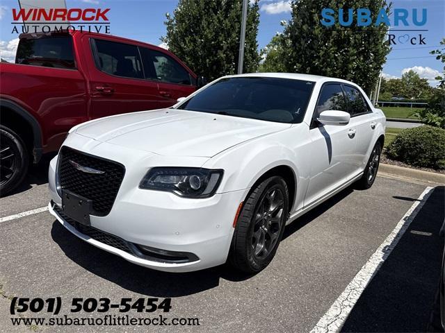 2018 Chrysler 300