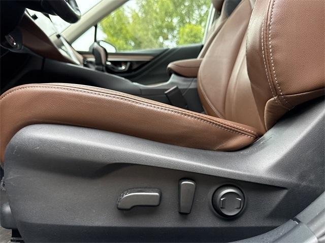 Photo of 2021 Crystal White Pearl Subaru Outback