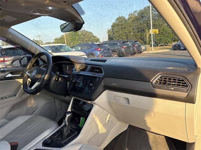 Photo of 2022 Atlantic Blue Volkswagen Tiguan