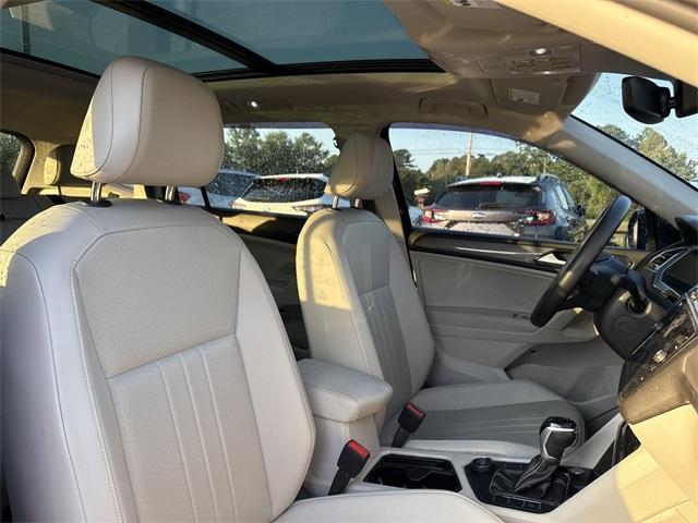 Photo of 2022 Atlantic Blue Volkswagen Tiguan