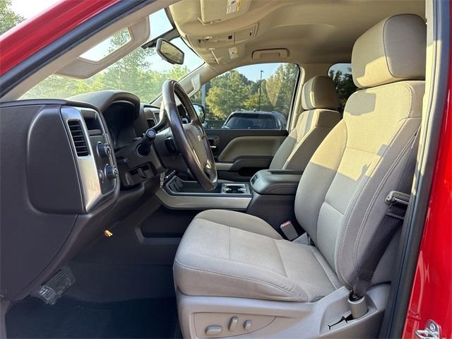 Photo of 2018 Red Chevrolet Silverado 1500