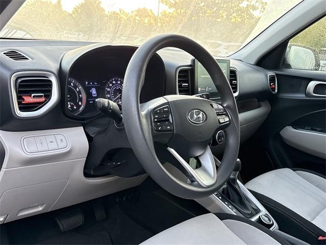 Photo of 2020 Stellar Silver Hyundai VENUE