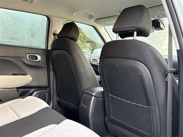 Photo of 2020 Stellar Silver Hyundai VENUE