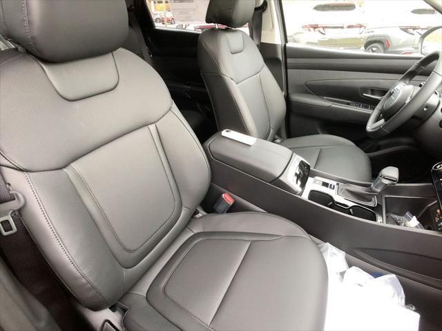 Photo of 2025 Serenity White Pearl Hyundai TUCSON