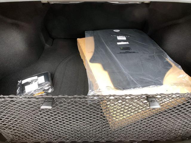 Photo of 2025 Abyss Black Hyundai ELANTRA