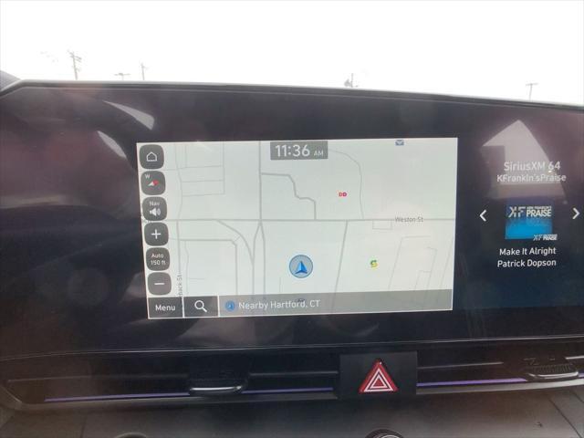 Photo of 2025 Abyss Black Hyundai ELANTRA