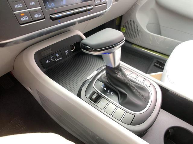 Photo of 2025 Mirage Green Hyundai KONA