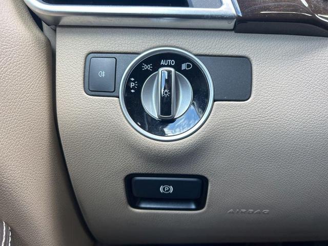 Photo of 2015 Obsidian Black Metallic Mercedes-Benz M-Class