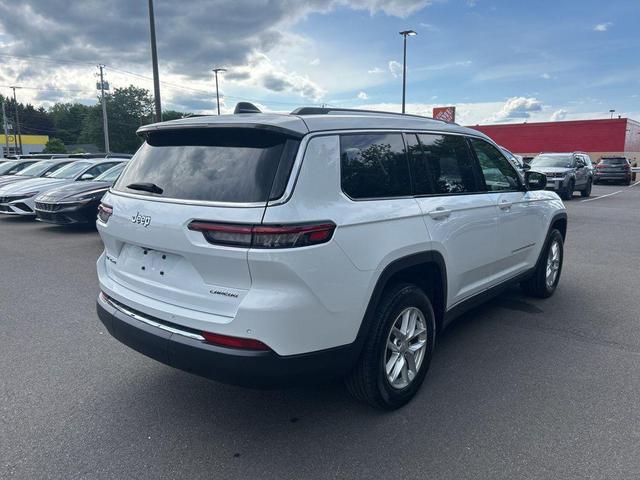 Photo of 2023 Bright White Clearcoat Jeep Grand Cherokee L