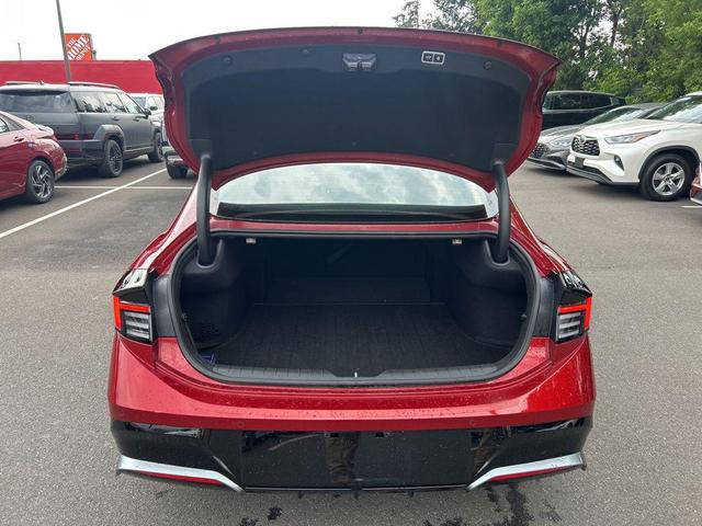 Photo of 2024 Ultimate red Hyundai SONATA Hybrid