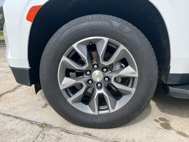 Photo of 2021 Summit White Chevrolet Tahoe