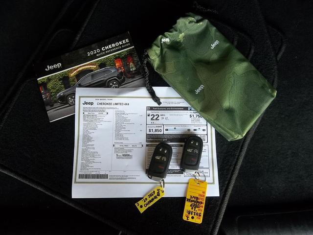 Photo of 2021 Billet Silver Metallic Jeep Cherokee