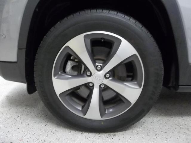 Photo of 2021 Billet Silver Metallic Jeep Cherokee