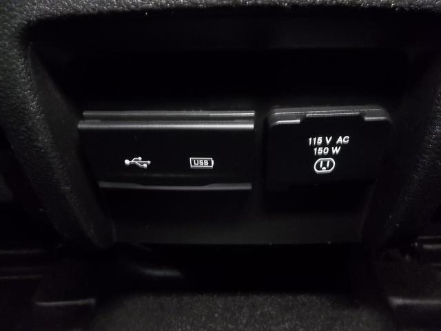 Photo of 2021 Granite Crystal Metallic Jeep Cherokee