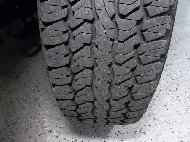 Photo of 2021 Granite Crystal Metallic Jeep Cherokee