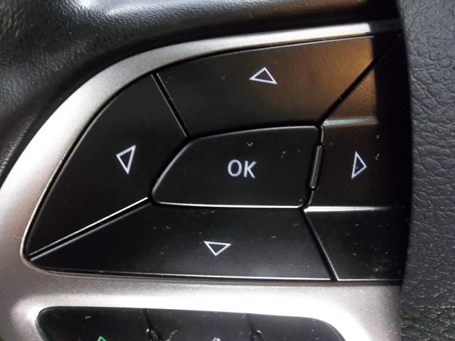 Photo of 2021 Bright White Clearcoat Jeep Grand Cherokee