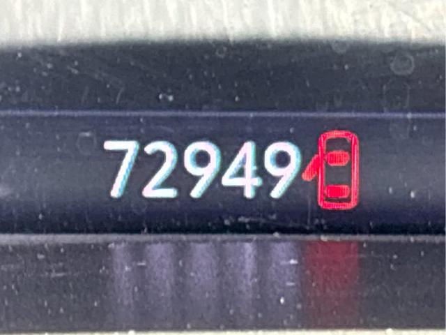 Photo of 2022 Summit White GMC Canyon