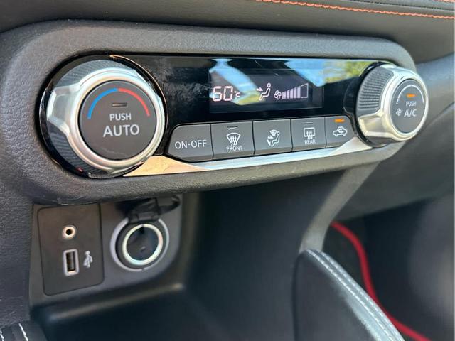 Photo of 2020 Gun Metallic Nissan Kicks