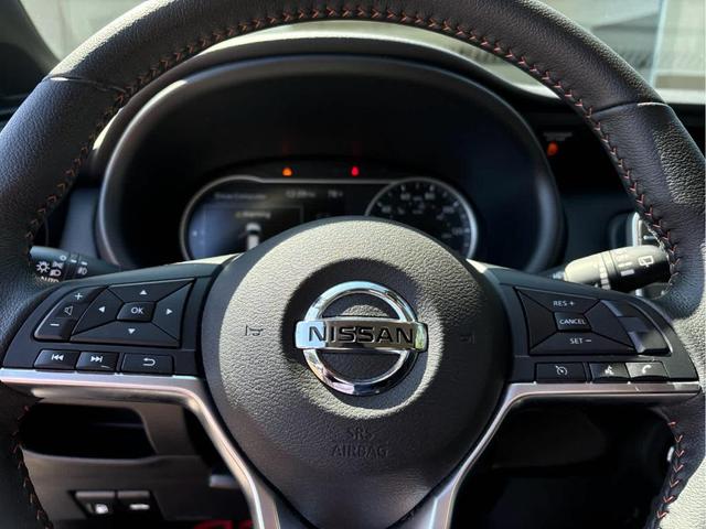 Photo of 2020 Gun Metallic Nissan Kicks
