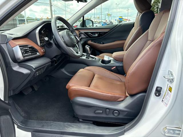 Photo of 2024 Crystal White Pearl Subaru Outback