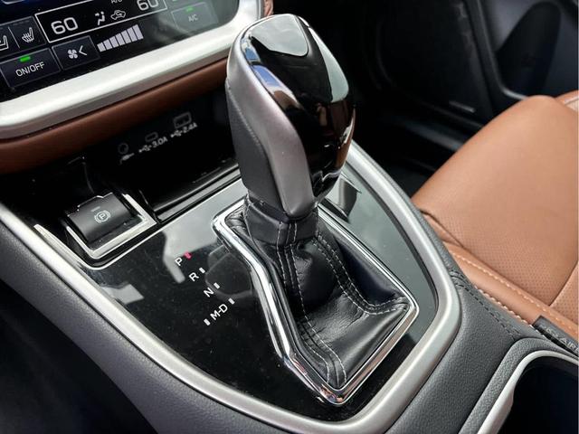Photo of 2024 Crystal White Pearl Subaru Outback