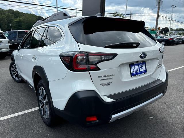 Photo of 2024 Crystal White Pearl Subaru Outback