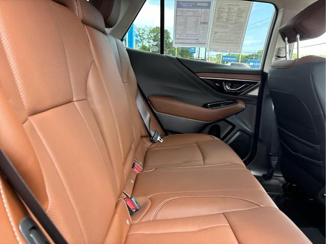 Photo of 2024 Crystal White Pearl Subaru Outback