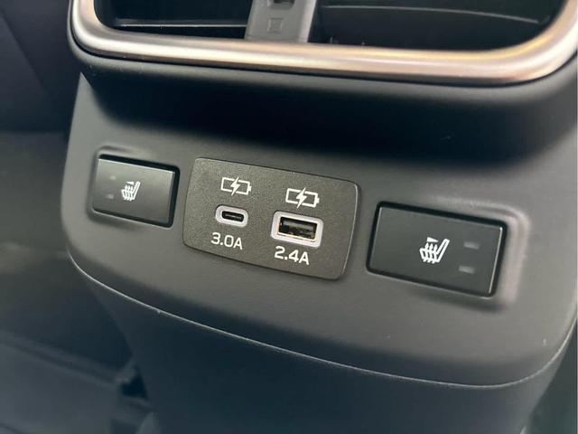 Photo of 2024 Crystal White Pearl Subaru Outback