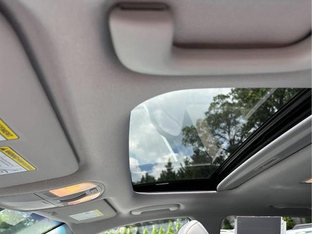Photo of 2023 Lunar White Hyundai KONA
