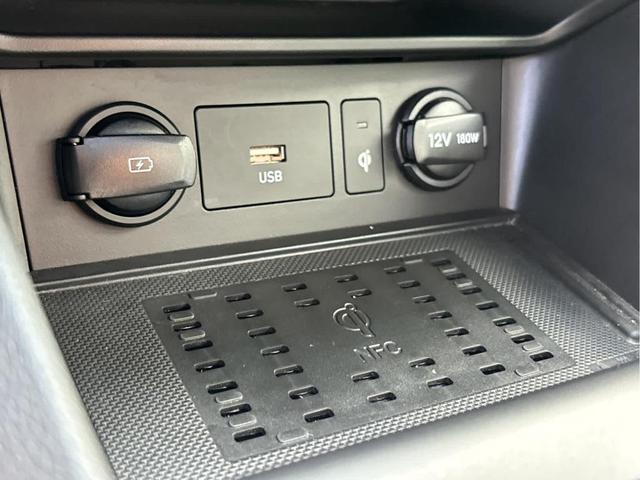 Photo of 2023 Lunar White Hyundai KONA