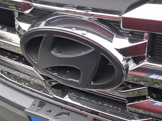 Photo of 2025 Hampton Gray Hyundai TUCSON