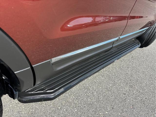 Photo of 2015 Bronze Fire Metallic Tinted Clearcoat Ford Explorer