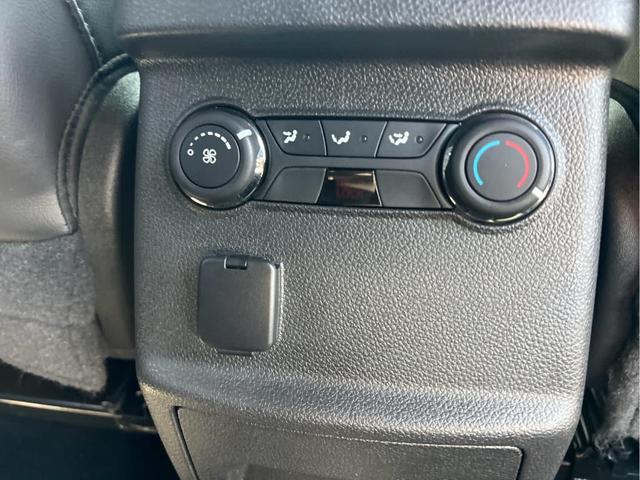 Photo of 2015 Bronze Fire Metallic Tinted Clearcoat Ford Explorer