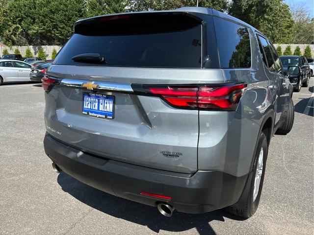 Photo of 2023 Sterling Gray Metallic Chevrolet Traverse