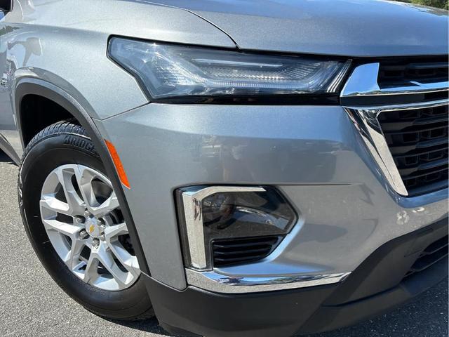 Photo of 2023 Sterling Gray Metallic Chevrolet Traverse