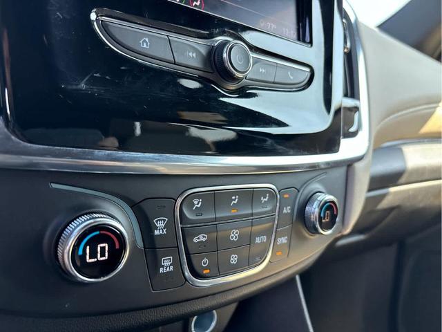 Photo of 2023 Sterling Gray Metallic Chevrolet Traverse