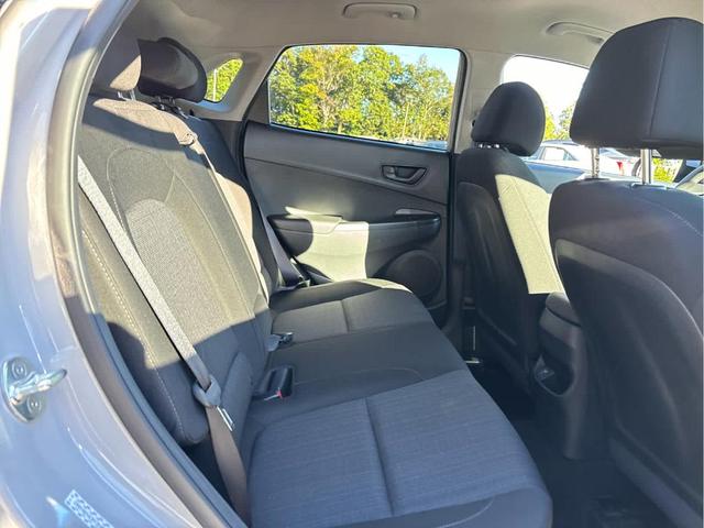 Photo of 2023 Cyber Silver Hyundai KONA