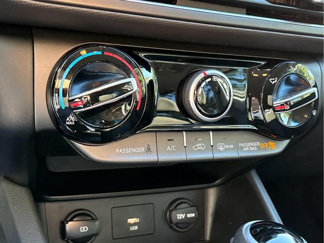 Photo of 2023 Cyber Silver Hyundai KONA