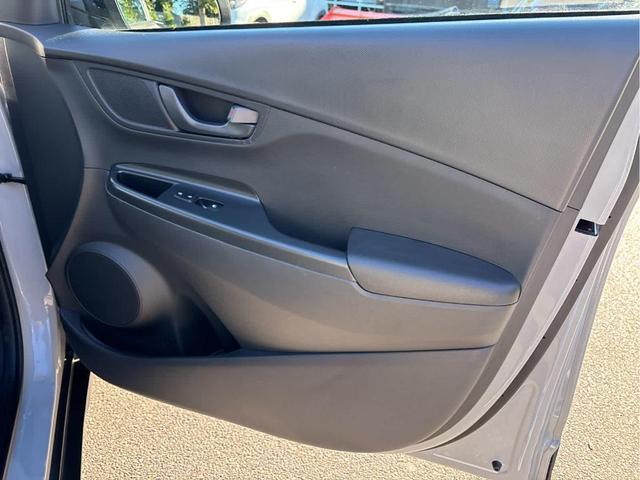 Photo of 2023 Cyber Silver Hyundai KONA