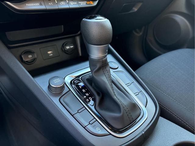 Photo of 2023 Cyber Silver Hyundai KONA