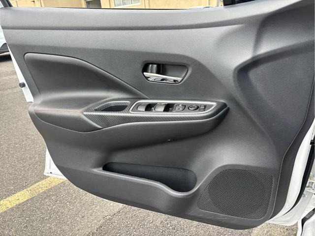 Photo of 2023 Aspen White Nissan Versa