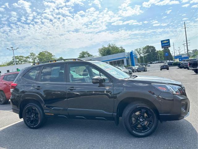 Photo of 2022 Crystal Black Silica Subaru Forester