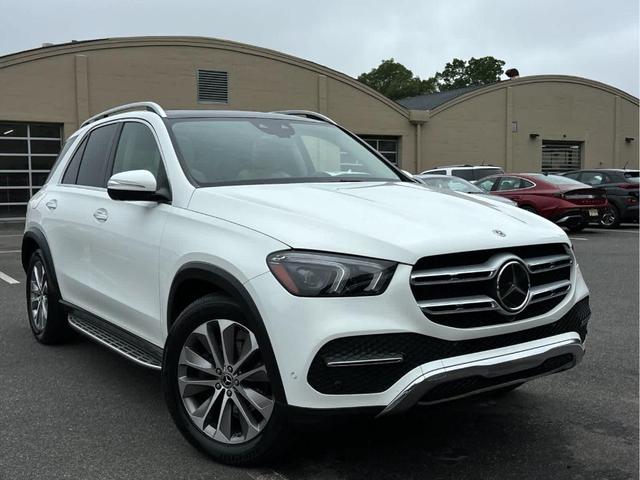 Photo of 2021 Polar White Mercedes-Benz GLE 350