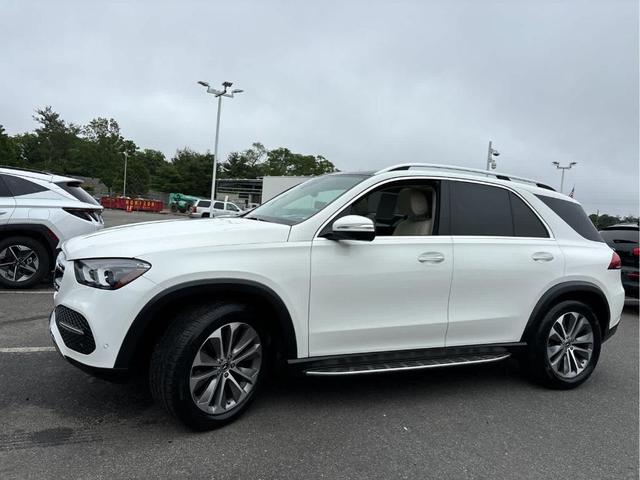Photo of 2021 Polar White Mercedes-Benz GLE 350