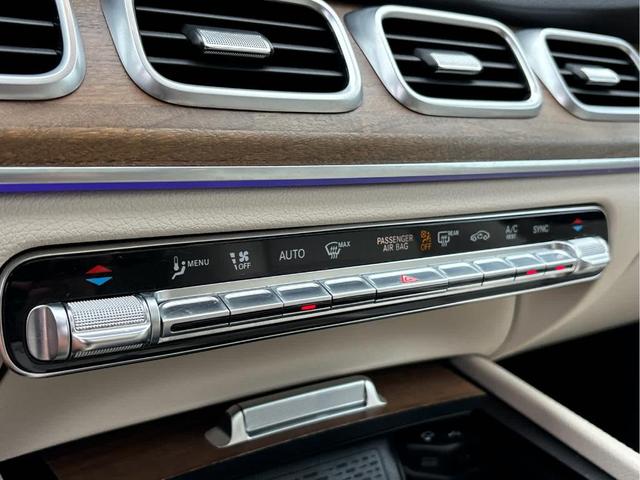 Photo of 2021 Polar White Mercedes-Benz GLE 350
