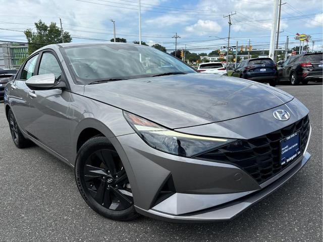 Photo of 2022 Metal Hyundai ELANTRA