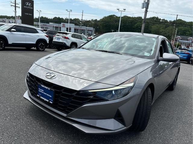 Photo of 2022 Metal Hyundai ELANTRA
