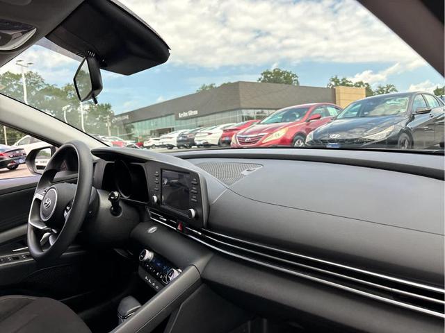 Photo of 2022 Metal Hyundai ELANTRA