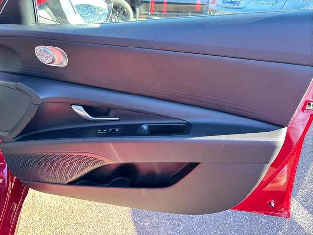 Photo of 2023 Scarlet Red Pearl Hyundai ELANTRA